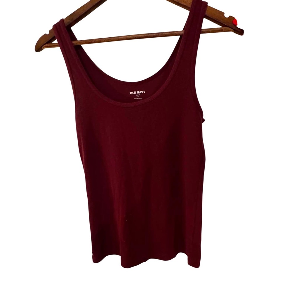 Old Navy Tank Top Womens M Burgundy Excellent Ribbed Slim Fit Scoop Neck